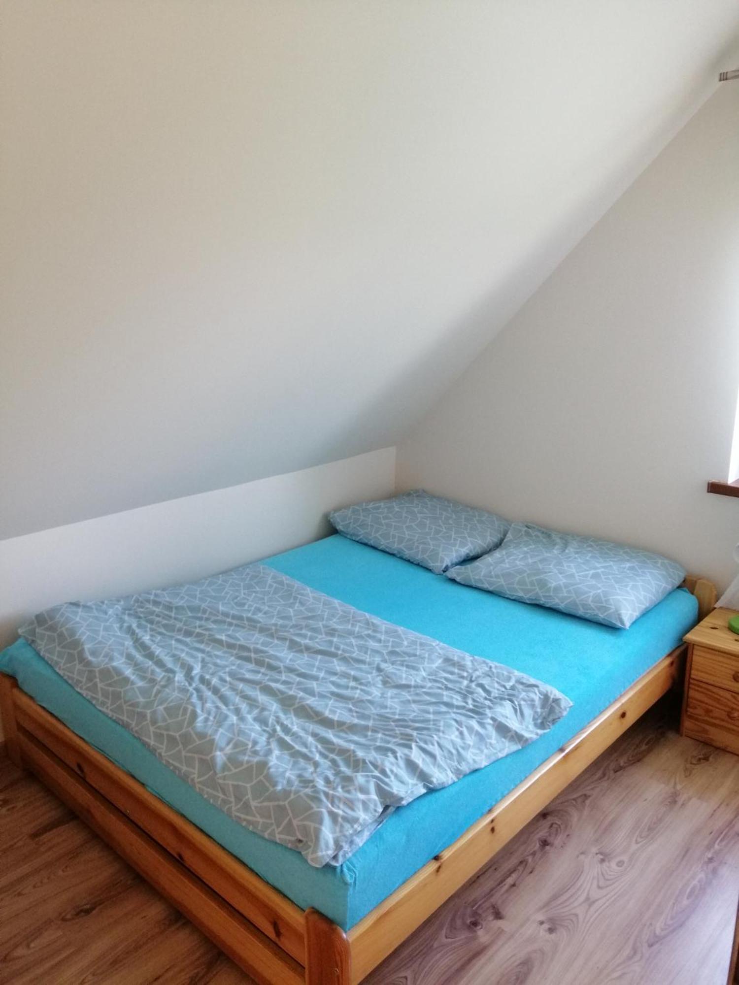 Domki Alex I Maciek Pleśna Exterior foto